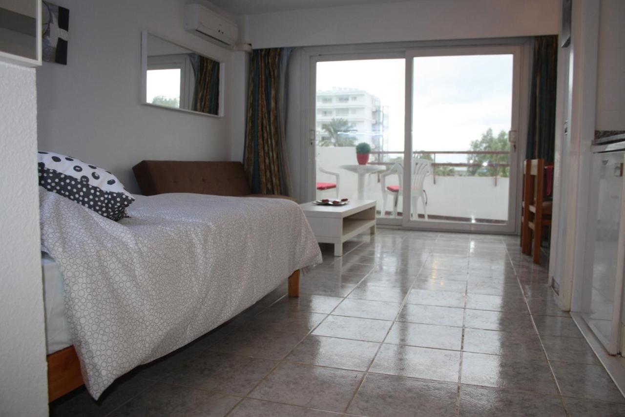 Apartamento Laura Alcudia  Exteriör bild